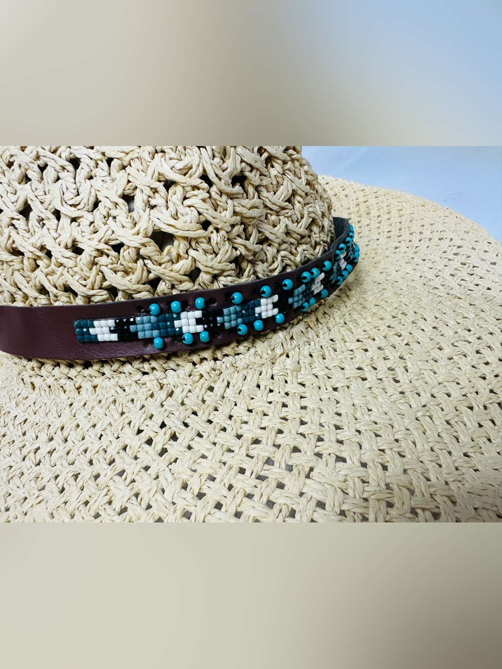 Source Unknown Natural Straw Sun Hat with Blue Floral Band - Picture 2 of 11